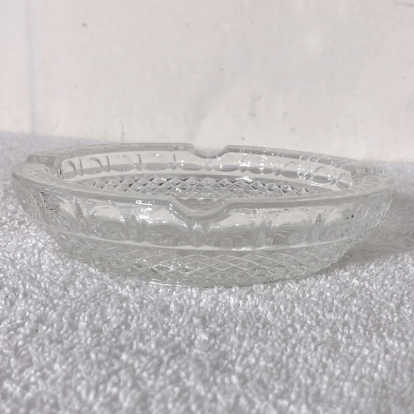 Vintage Clear Glass Ashtray Trinket  Dish - Picture 5 of 10
